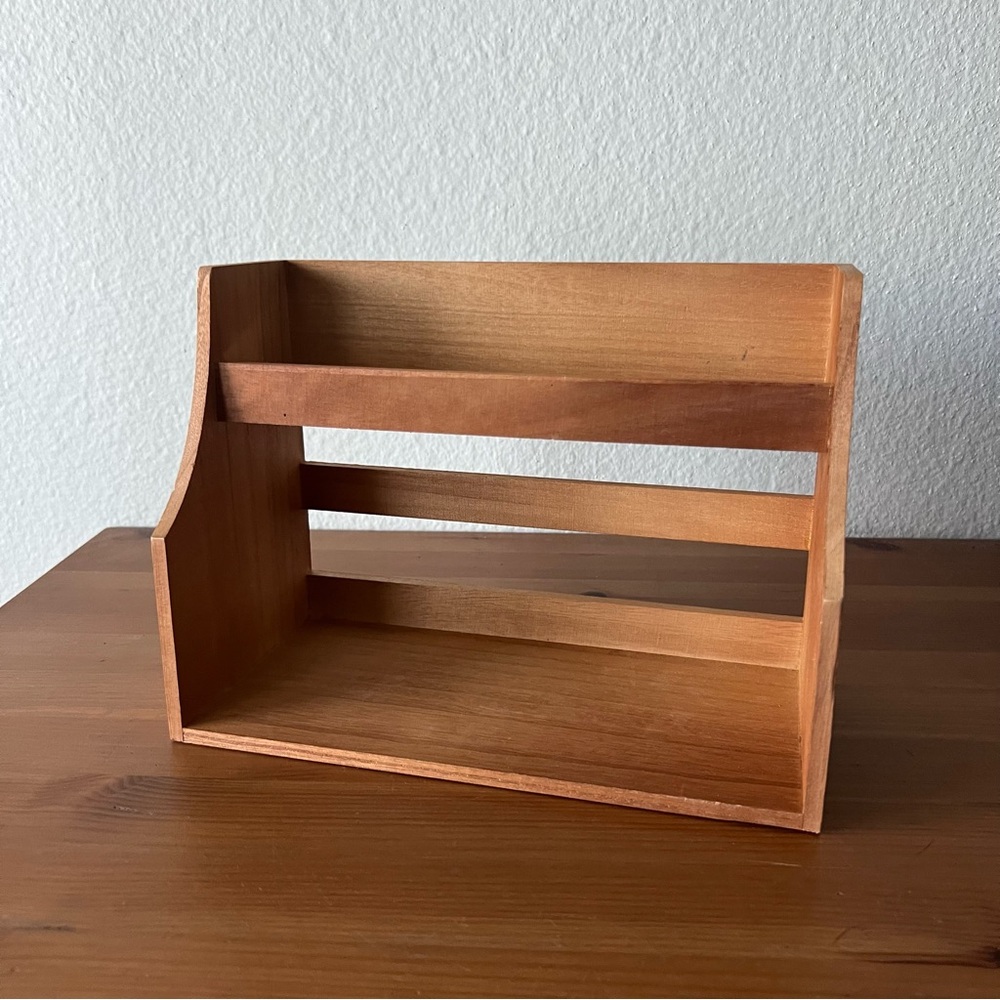DISPLAY SHELF 🧴✨ #0318 - Picture 3 of 9